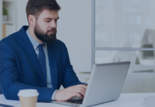 Veja trechos de aulas com diferentes professores da Ambra University