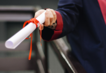 Reconhecimento de diploma de mestrado e doutorado do exterior no Brasil