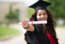 Será o fim dos diplomas universitários?